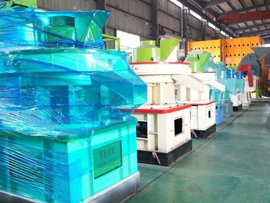 Komercyjna rolnicza maszyna do produkcji pelletu drzewnego 2-12 mm z silnikiem Diesla