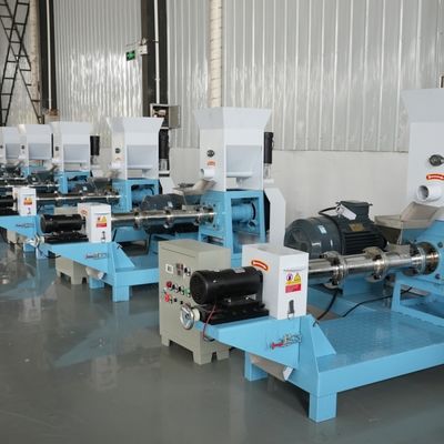 Niskoszumowa maszyna do produkcji peletek do karmy dla ryb wodnych 8cm Śruba 350kg/H