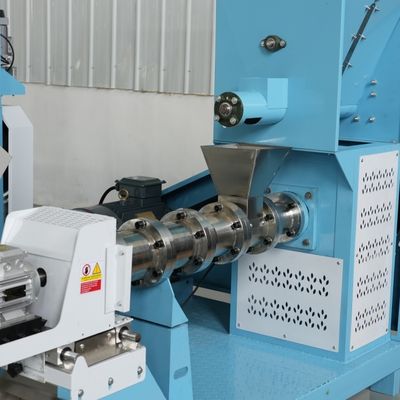 Automatyczna kontrola 380 V Pływająca maszyna do żywności dla drobiu Mała maszyna do granulowania pasz