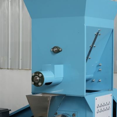 ODM Mini maszyna do produkcji karmy dla ryb Pływający granulator paszowy Trwały