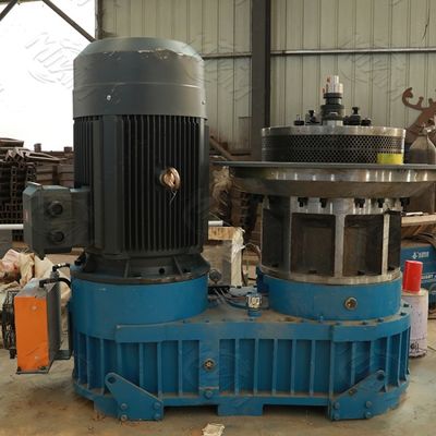 Wysokowydajna maszyna do peletów drzewnych o mocy 15 kW, pasza dla krów, pellet do trocin