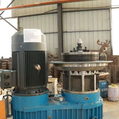 Biomasa Wood Production Wielofunkcyjny Biomass Pellet Maker 200kg / H Eco