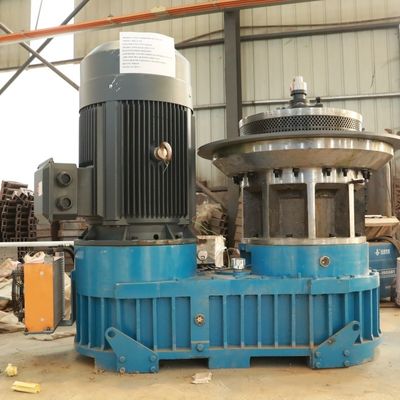 Maszyna do pelletu drzewnego z silnikiem wysokoprężnym Certyfikat CE 800-1000 kg / H