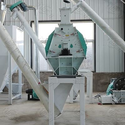 500KG / H Automatyczna maszyna do produkcji peletów Sterowanie PLC Pelet Mill