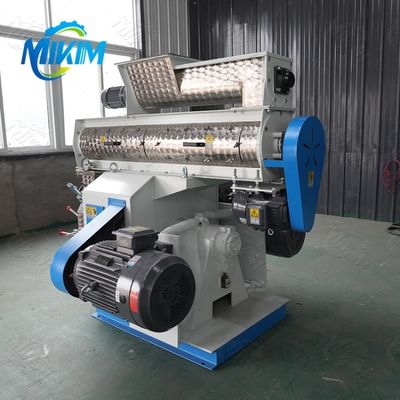 Maszyny do peletowania paszy dla drobiu Precyzyjne maszyny do produkcji pasz wysokiej jakości i poprawy zdrowia stada